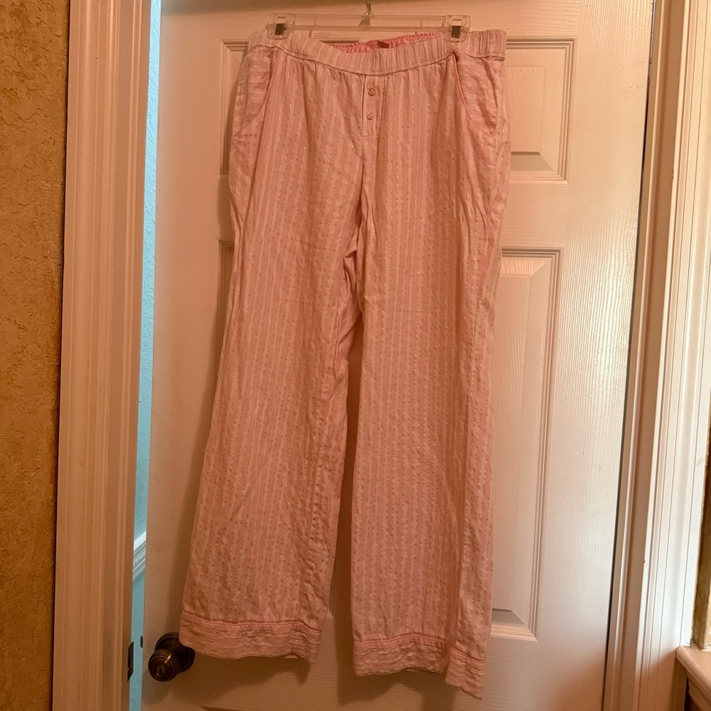 Victoria's Secret Pink Lounge Pants with Top Medium Short